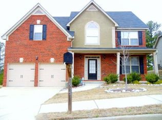 7527 Saint David St, Fairburn, GA 30213