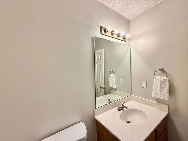301 Siena Dr — Photo 23