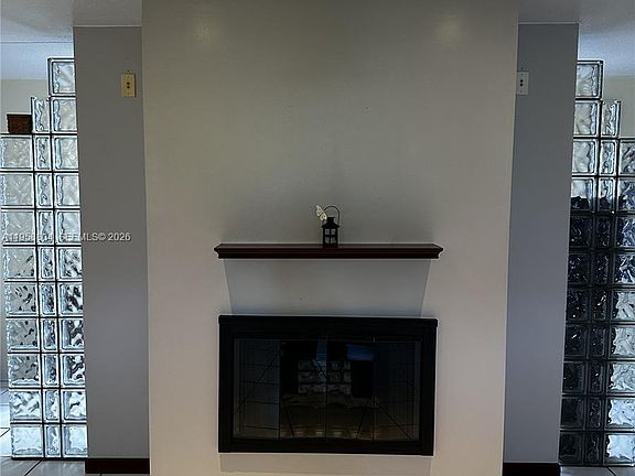 4th image of 3860 SW 121st Ave