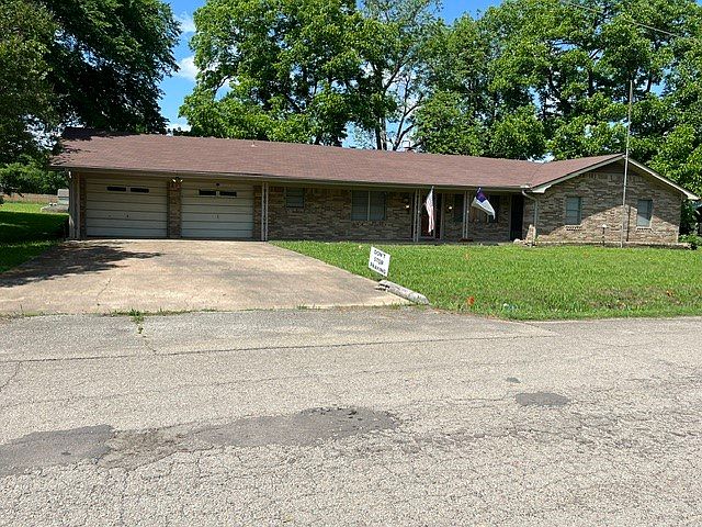 1st image of 304 Sunset St