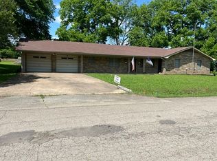 304 Sunset St, Roxton, TX 75477