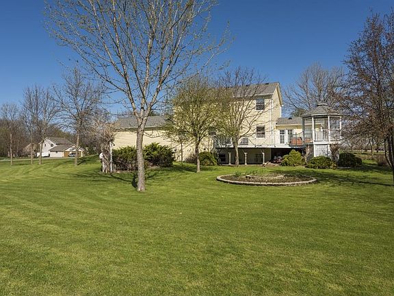 3rd image of 12525 Belgian Dr