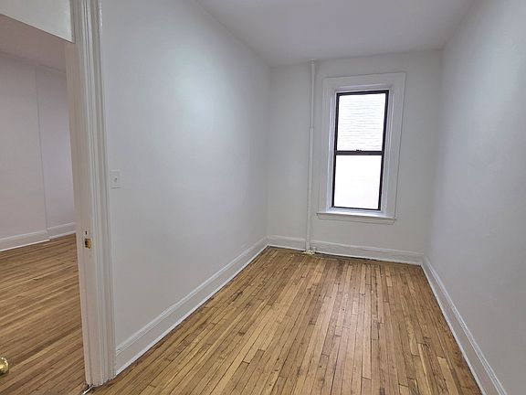 4th image of 1293 Madison Ave Unit 4D