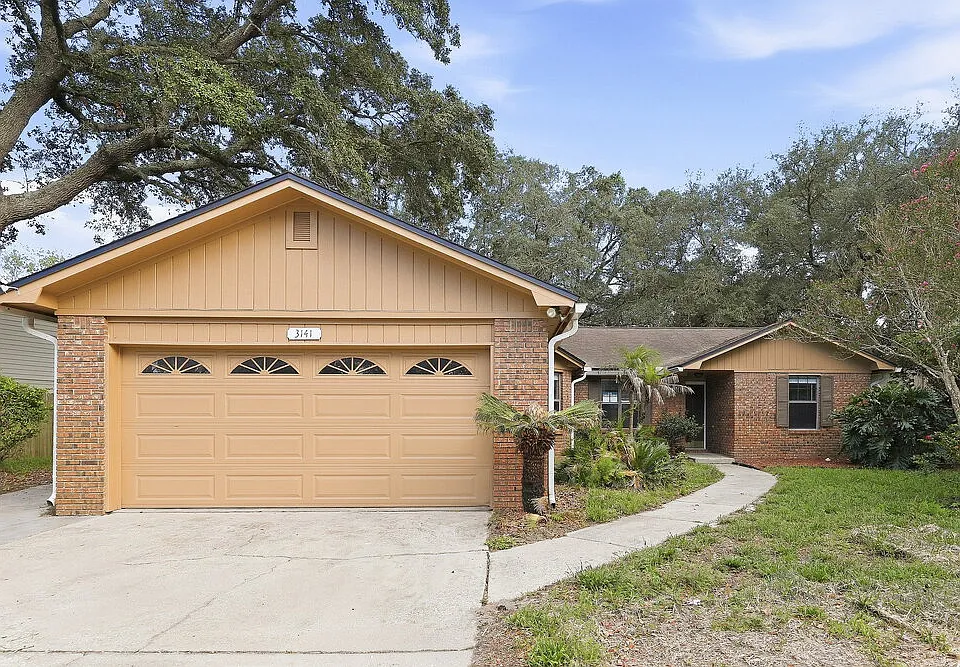 3141 Brachenbury Ln