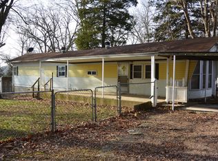1020 Deer Field Rd, Merriam Woods Village, MO 65740