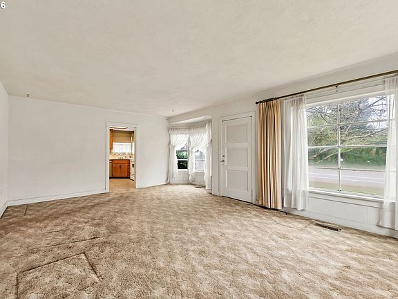 5th image of 1521 Gilham Rd