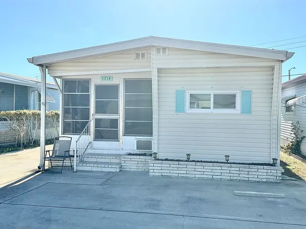 1714 Michigan Ave, Bradenton, FL 34207