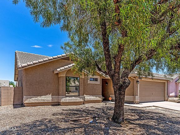 2nd image of 8105 S Carbury Way