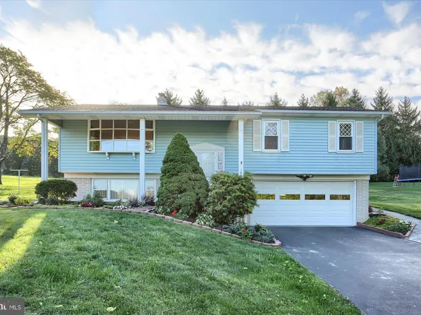 1080 Manor Rd, Windsor, PA 17366