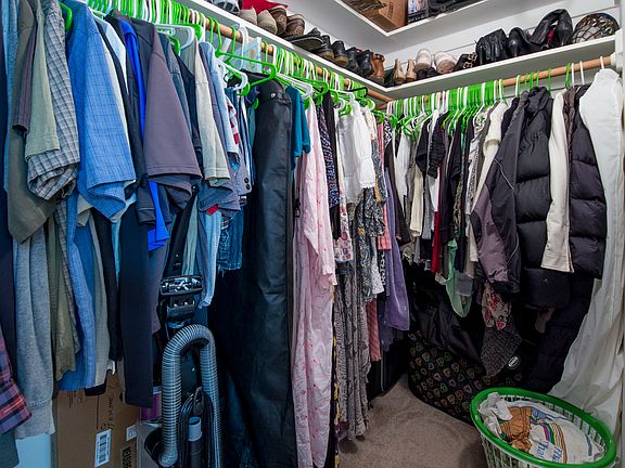 4th image of 501 SE 8th St APT 212