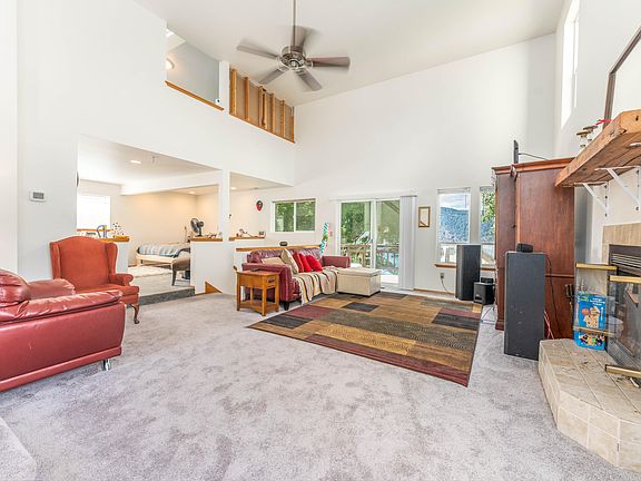 4th image of 75 Stormy Vista Ln