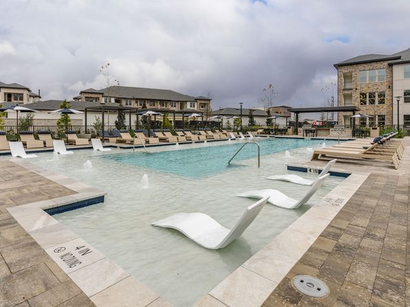 1055 Memorial Bend Blvd #221