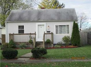 805 S Falcon St, South Bend, IN 46619