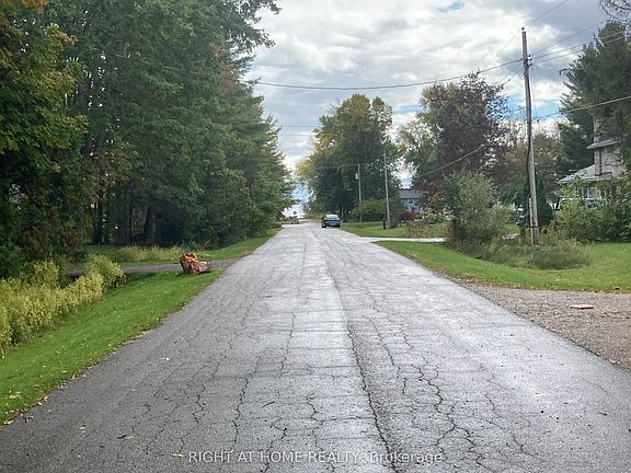 5th image of 14 Barbara Ave