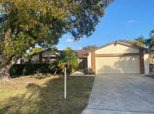 4017 SE 2nd Ave, Cape Coral, FL 33904