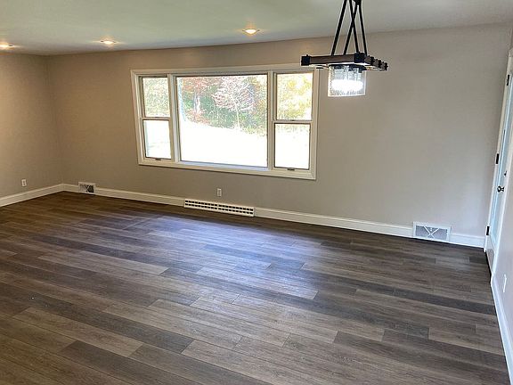 4th image of 13511 Woodland Ln