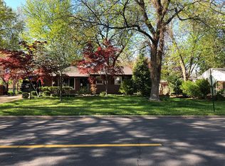 305 W Saint Anthony Ln, Florissant, MO