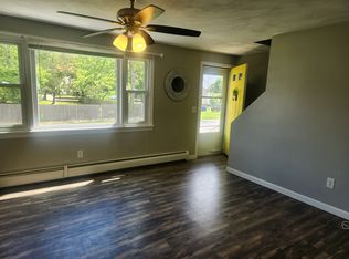 110 West St, West Warwick, RI 02893