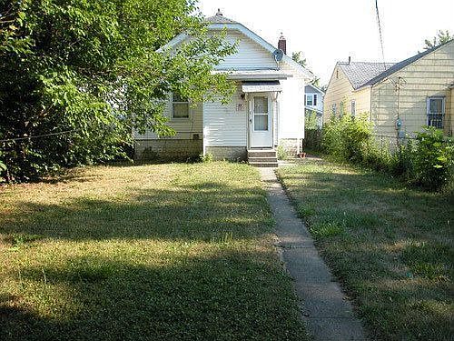 5th image of 1045 14th Ave