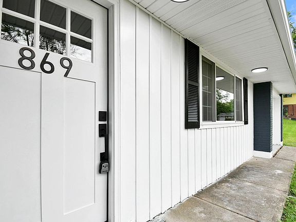 2nd image of 869 Harwick Dr