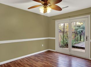 9 Amber Ct, Millersville, PA