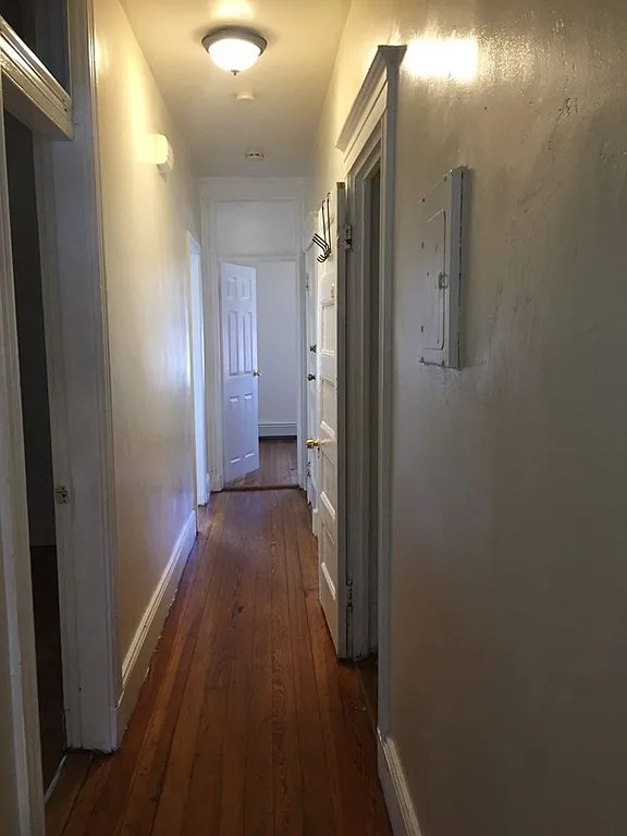 3 bed, 815 sqft, $3,000 — Photo 4