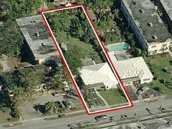 3rd image of 2519 Polk St