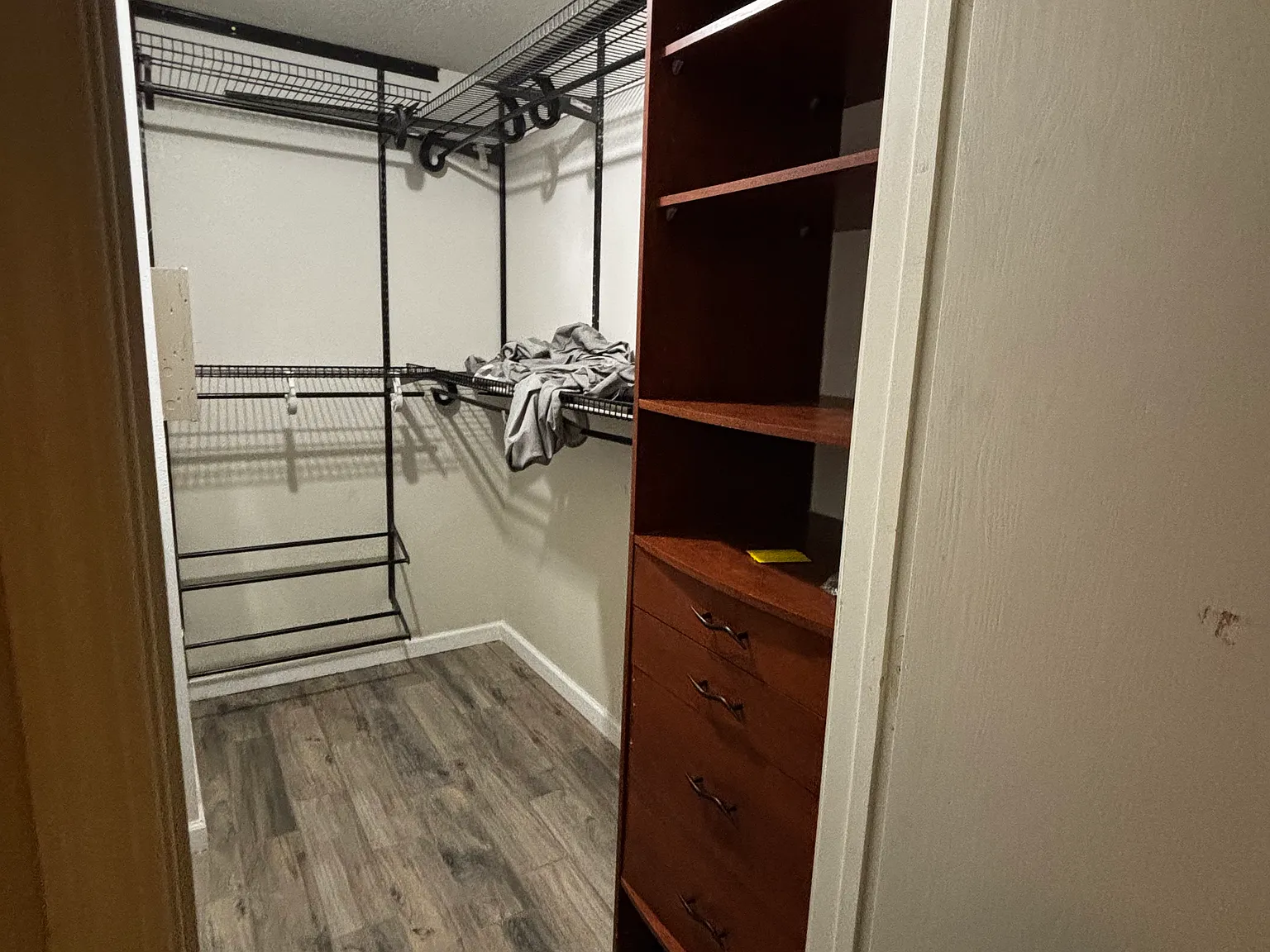 3 bed, 2196 sqft, $2,275 — Photo 4