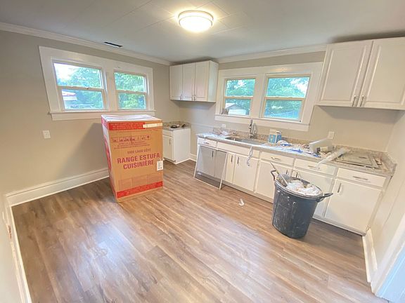 4th image of 905 8th St