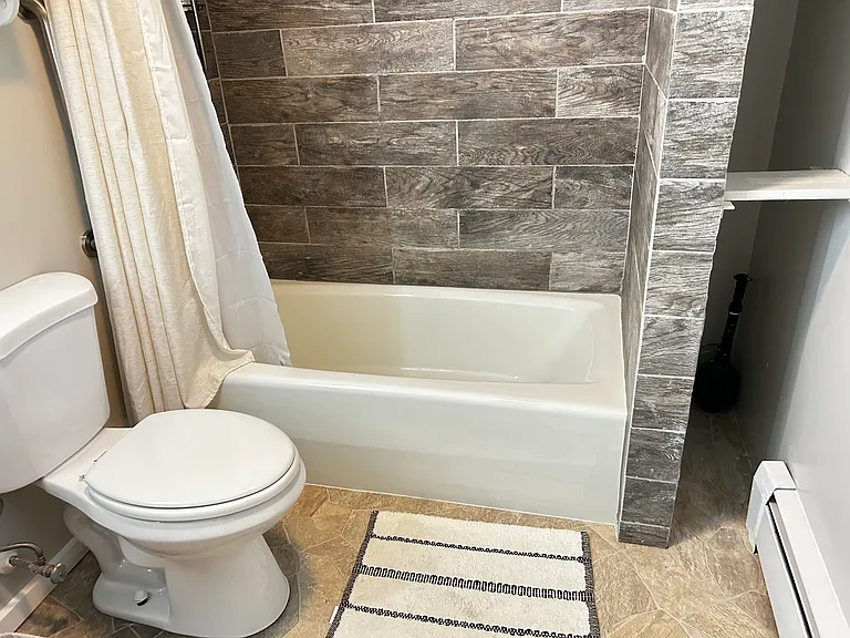 61 F R Lillie Rd — Photo 10