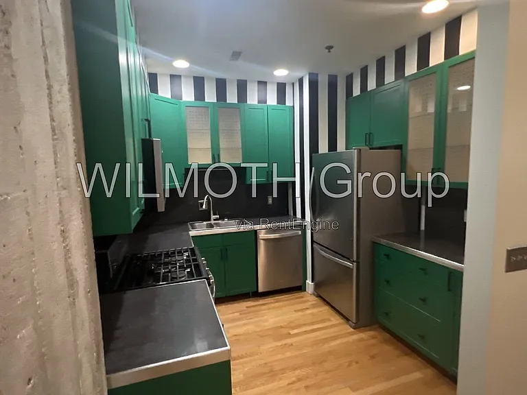 611 N Park Ave #302 — Photo 8
