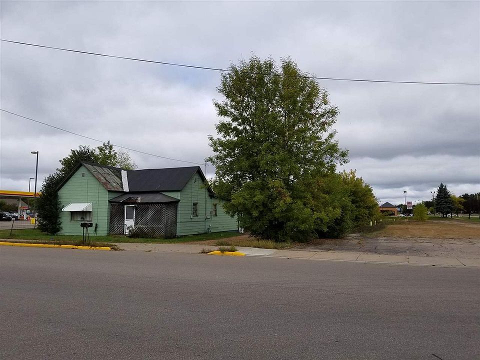 2nd image of 1612 Academy Ave