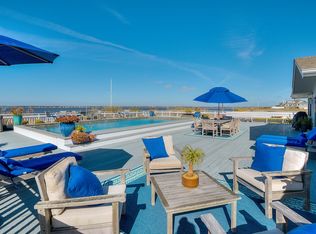 830B Dune Rd, Westhampton Beach, NY 11978