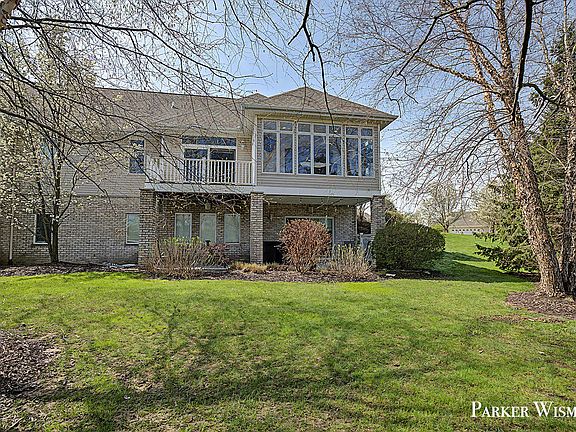 3rd image of 2661 Village Circle Ct SW #15