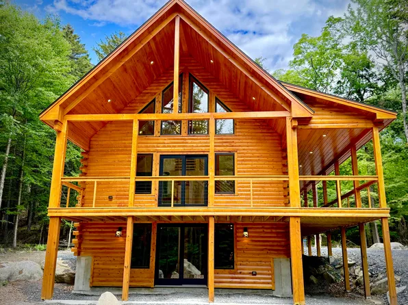 3 Forest Depths Road, Beaver Cove, ME 04441