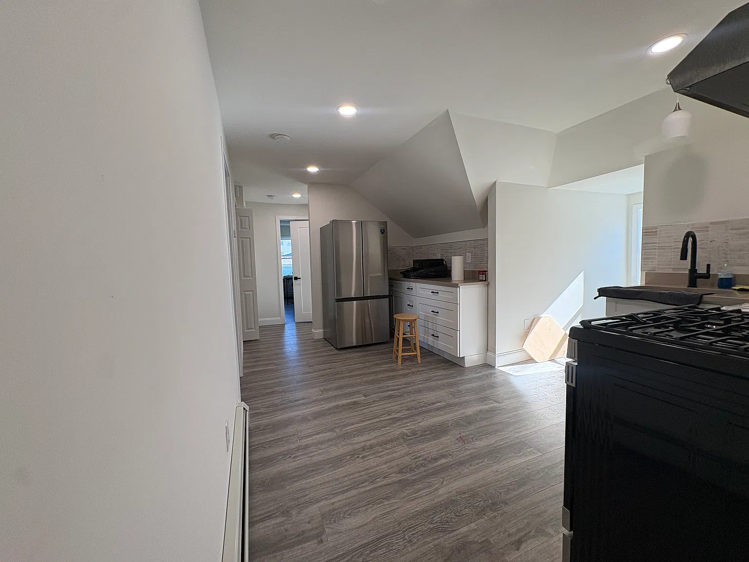 2 bed, $2,300 — Photo 4