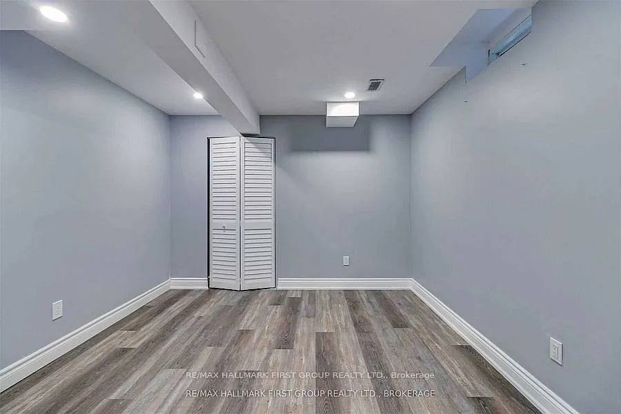 2 bed, $1,800 — Photo 3