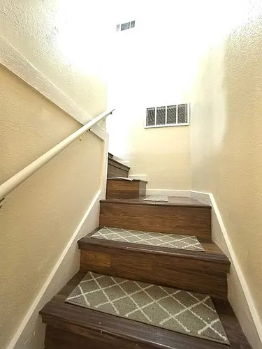 885 Dublin Dr #1 Photo 1