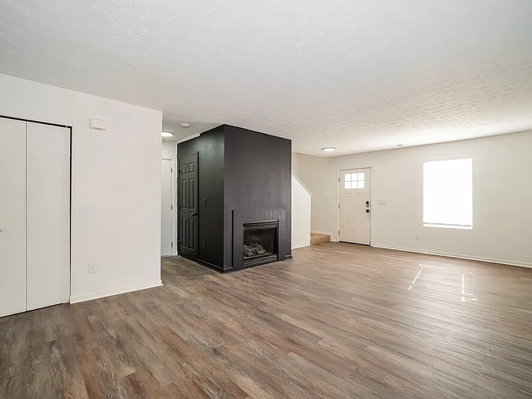 520 Wyndham Ridge Dr — Photo 7