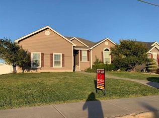 2916 Indian Trl, Hays, KS 67601