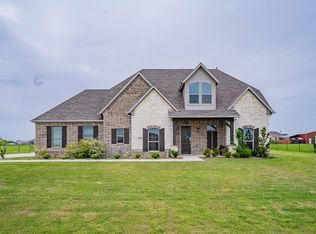 1101 Sumner Dr, Venus, TX 76084