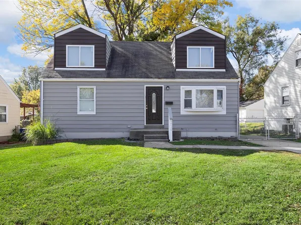 9920 Iveland Dr, Saint Louis, MO 63114