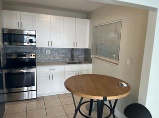 909 NW 30th Ct #3, Fort Lauderdale, FL 33311