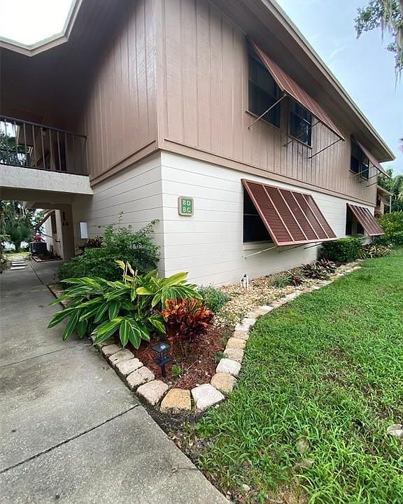 1st image of 190 Hickory Woods Ct APT 8C