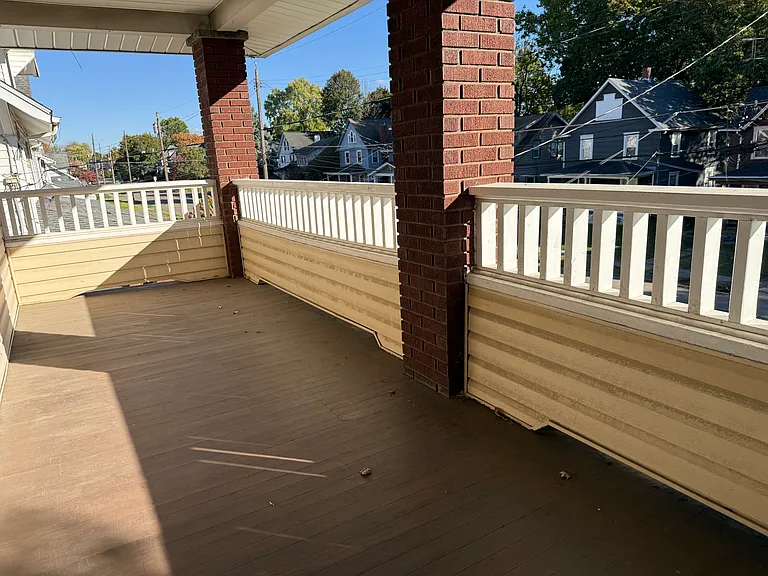 2nd floor balcony
