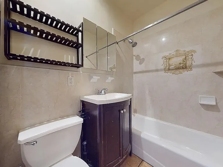 349 W 46th St #3N — Photo 8
