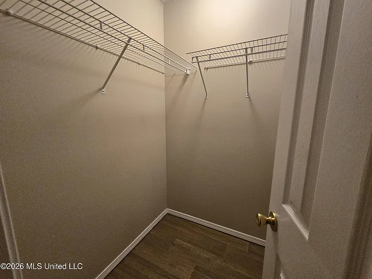 13488 Addison Ave — Photo 3
