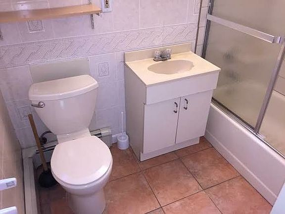 2nd image of 53 Avenue D