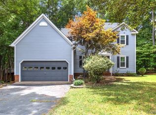 5802 Rosebay Forest Rd, Midlothian, VA 23112
