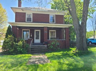 1806 40th St NW, Canton, OH